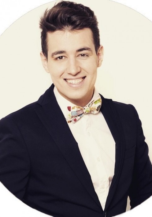 Ведущий, артист Корольков Антон